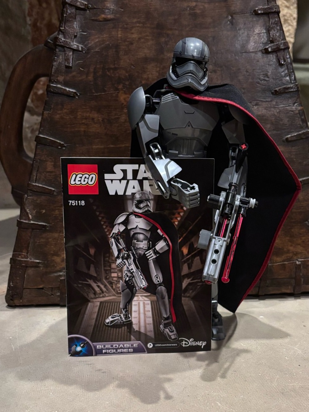 Lego Star Wars Captain Phasma 75118 Building Kit